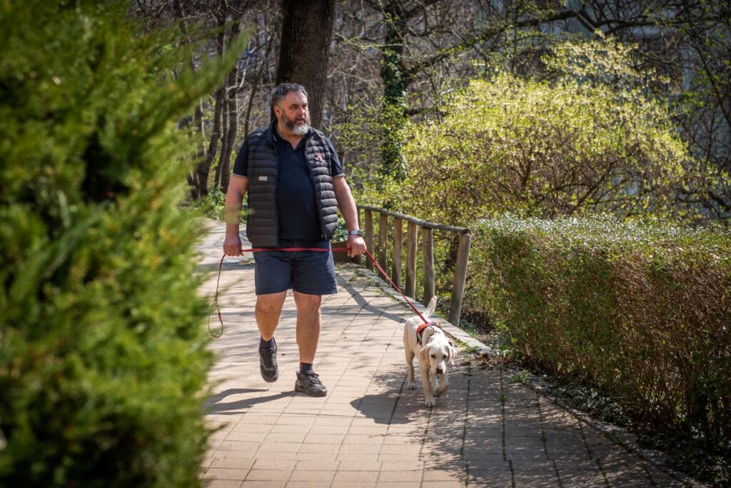 Csaba and Naspolya while walking in the park