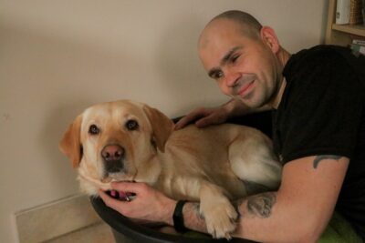 Körte a homokdűnék között vezette haza Misit